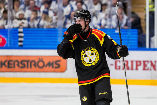 Brynäs Victor Söderström jublar