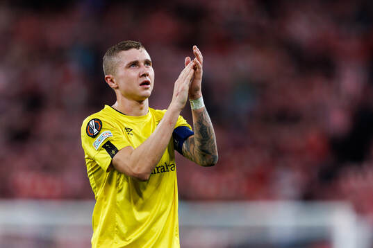 Sebastian Holmén of Elfsborg looks dejected