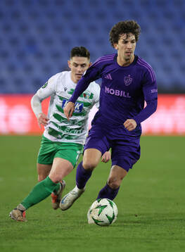 Gustav Wikheim of Djurgården and Daniel Redmond of The New