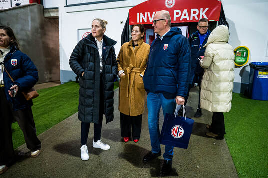 Gemma Grainger, head coach of Norway, Lise Klaveness,