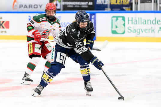 HV71s Alva Johansson