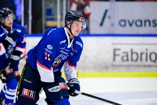 Karlskogas Eskild Bakke Olsen jublar