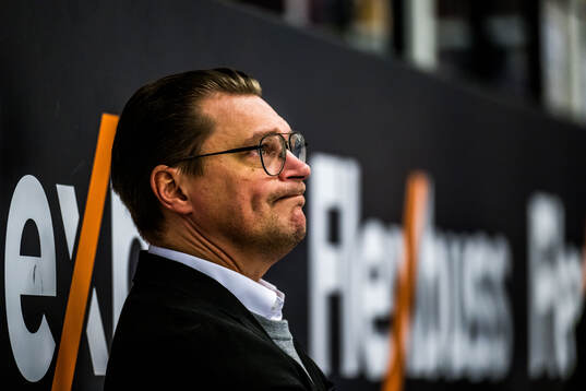 Björklövens tränare Björn Hellkvist deppar