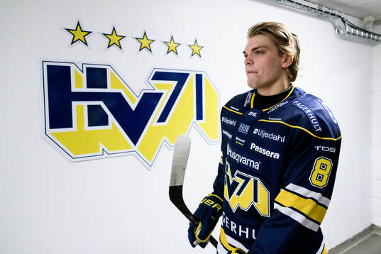 HV71s Oscar Davidsson