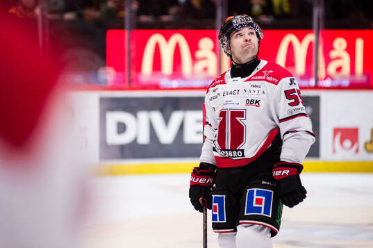 Örebros David Quenneville deppar