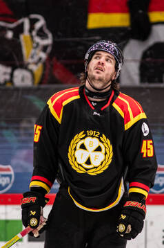 Brynäs Charles-Édouard D'astous deppar