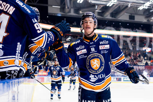 Växjös Filip Eriksson jublar
