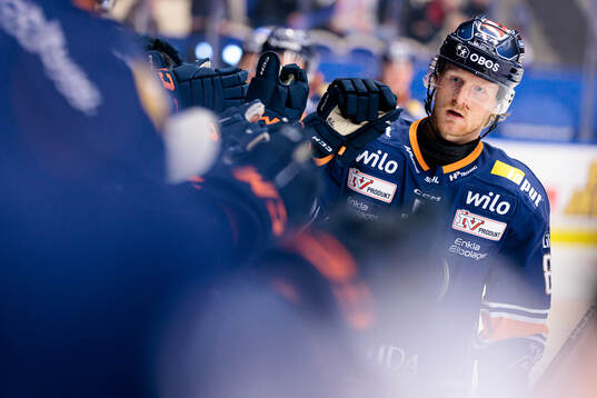 Växjös Joachim Blichfeld jublar