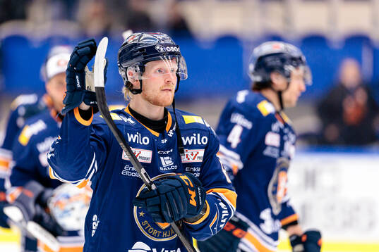Växjös Joachim Blichfeld jublar