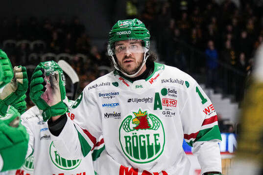 Rögles Dennis Everberg jublar
