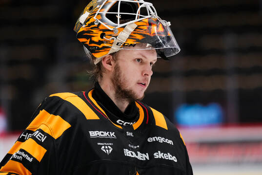 Skellefteås målvakt Linus Söderström deppar