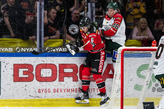 Luleås Isac Hedqvist och Frölundas Dominik Egli
