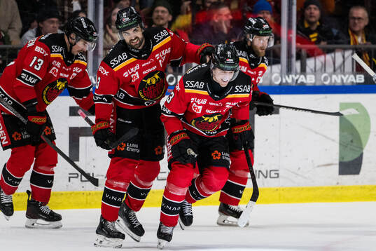 Luleås Frederic Allard och Jesper Sellgren jublar