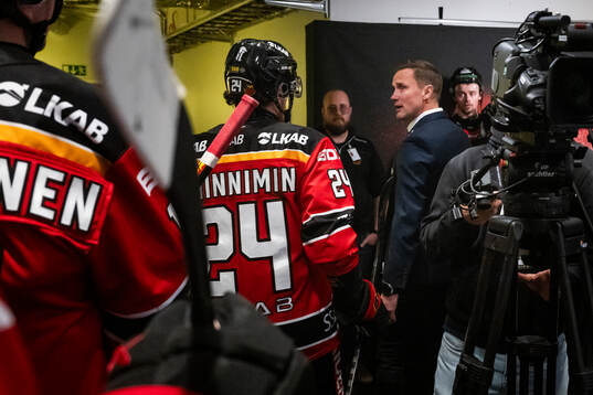 Luleås Brendan Shinnimin och Frölundas tränare Roger