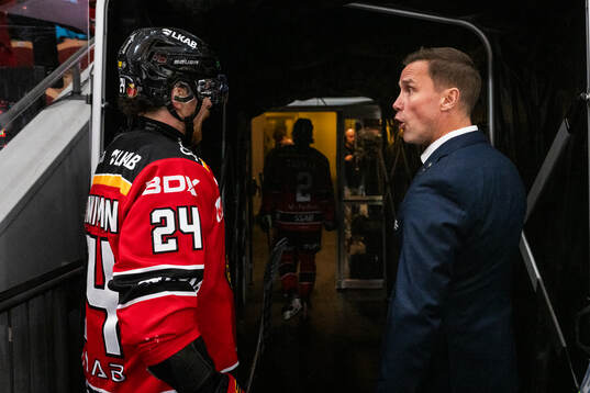 Luleås Brendan Shinnimin och Frölundas tränare Roger