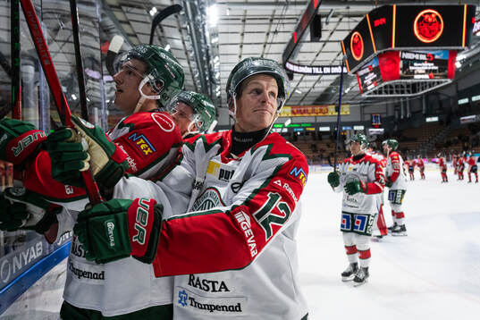 Frölundas Max Friberg jublar
