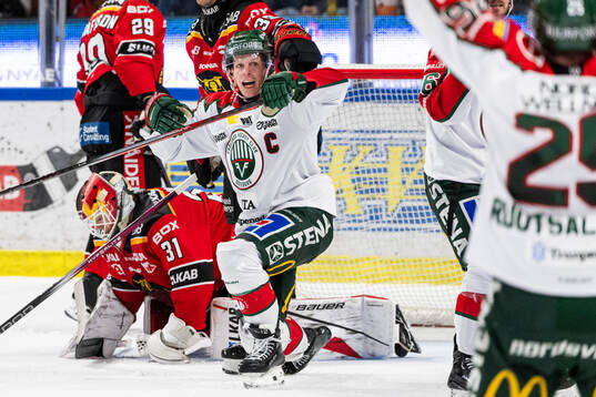 Frölundas Max Friberg jublar