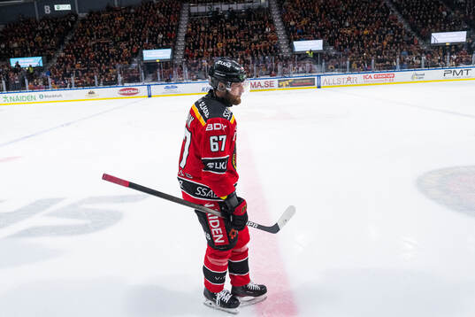 Luleås Linus Omark deppar
