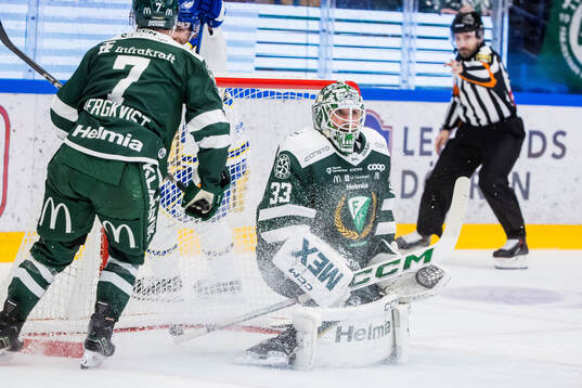 Färjestads målvakt Maxime Lagacé deppar