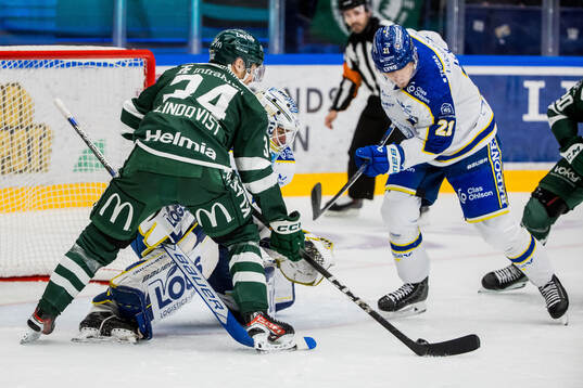 Färjestads Michael Lindqvist och Leksands målvakt Marcus