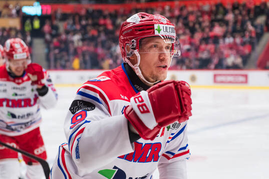 Timrås Didrik Strömberg jublar