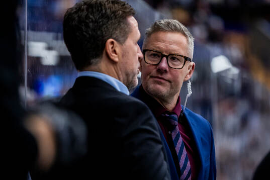 Färjestads assisterande tränare Johan Hedberg