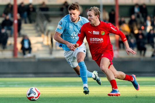 Malmö FFs Colin Rösler och Torslandas Elliott Bäcklund