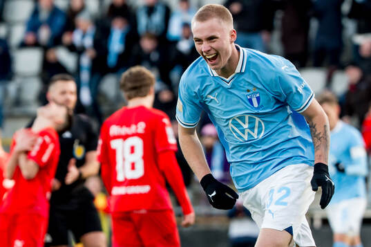 Malmö FFs Daniel Gudjohnsen jublar