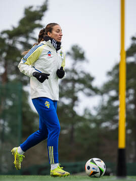 Rusul Rosa Kafaji of the Swedish women's national football
