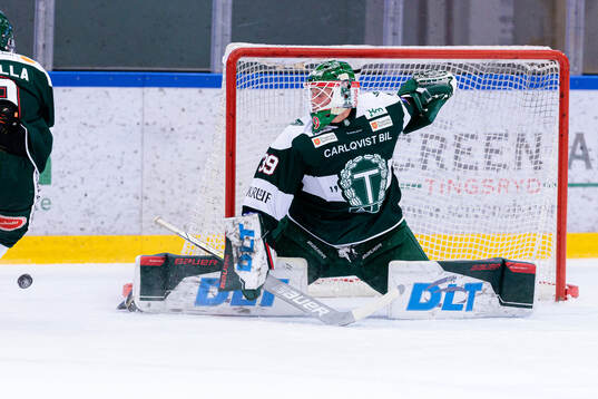Tingsryds målvakt Emil Cederlund