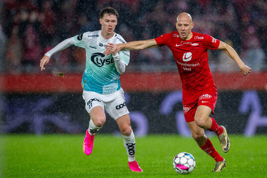 Christian Cappis of Viking and Ruben Kristiansen of Brann