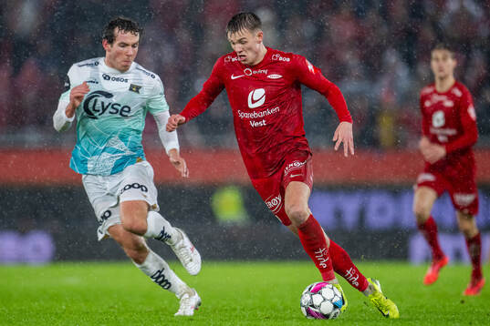 Joe Bell of Viking and Emil Kornvig of Brann