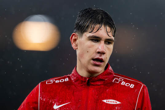 Eivind Helland of Brann warms up