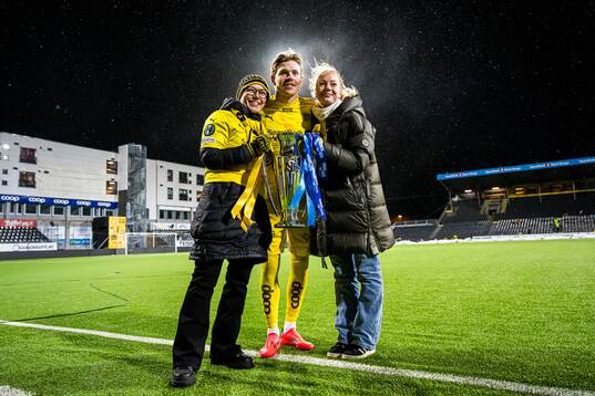 Jens Petter Hauge of Bodø/Glimt celebrates with the trophy