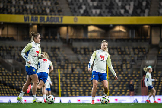 Filippa Angeldahl and Rebecka Blomqvist of the Swedish