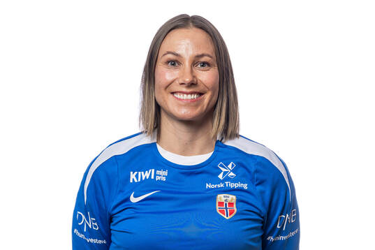 Bläddra bland fler bilder av Football, Norway, Women, staff portraits