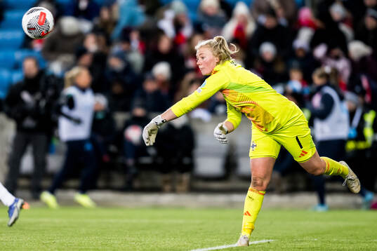 Goalkeeper Jacqueline Burns of Northern Ireland