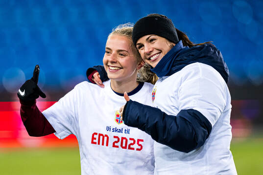 Emilie Woldvik and Tuva Hansen of Norway celebrates