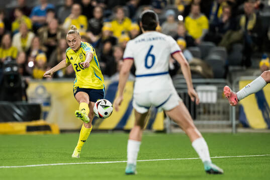 Hanna Bennison of Sweden scores the 5-0 goal