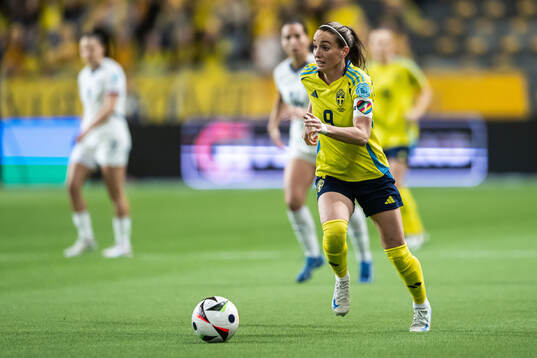 Kosovare Asllani of Sweden
