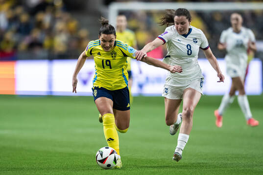 Johanna Rytting Kaneryd of Sweden and Dina Blagojevic of