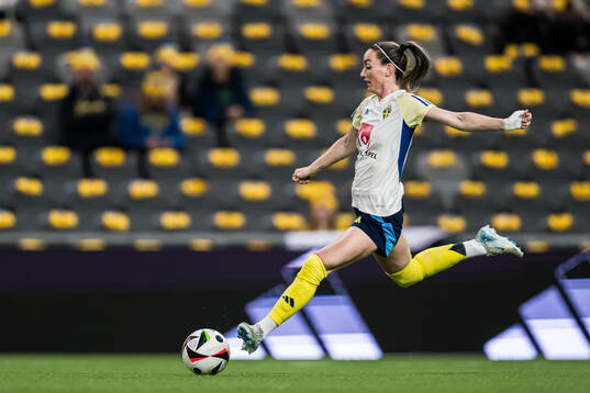 Kosovare Asllani of Sweden