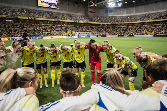 Kosovare Asllani of Sweden