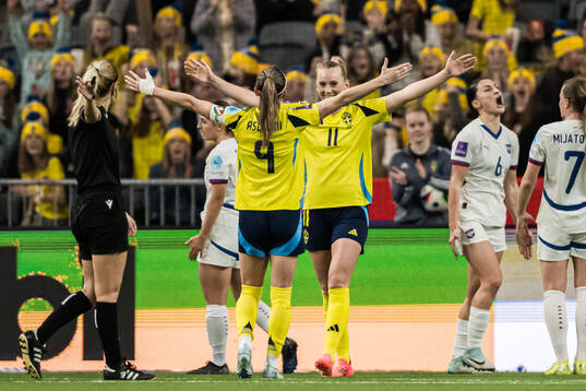 Kosovare Asllani and Stina Blackstenius of Sweden