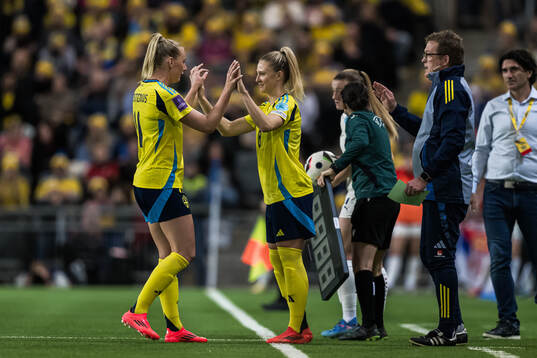 Stina Blackstenius and Rebecka Blomqvist of Sweden