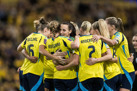 Anna Anvegård and Nathalie Björn of Sweden celebrate
