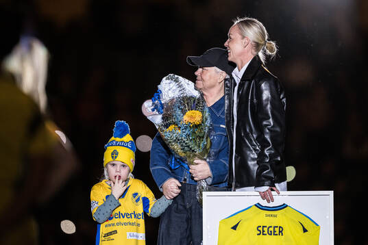 Marika Domanski Lyfors and Caroline Seger