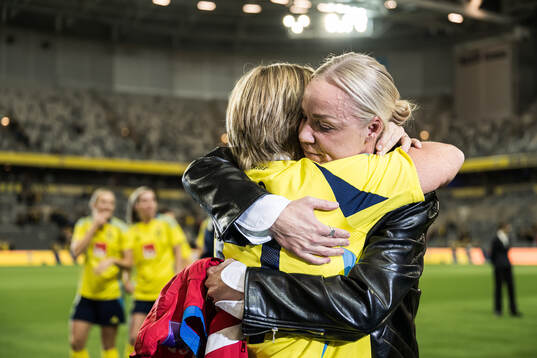 Caroline Seger with her mother Birgitta