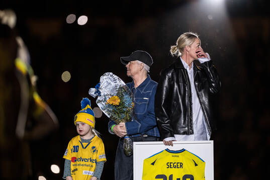 Marika Domanski Lyfors and Caroline Seger