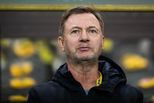 Head coach Peter Gerhardsson of Sweden